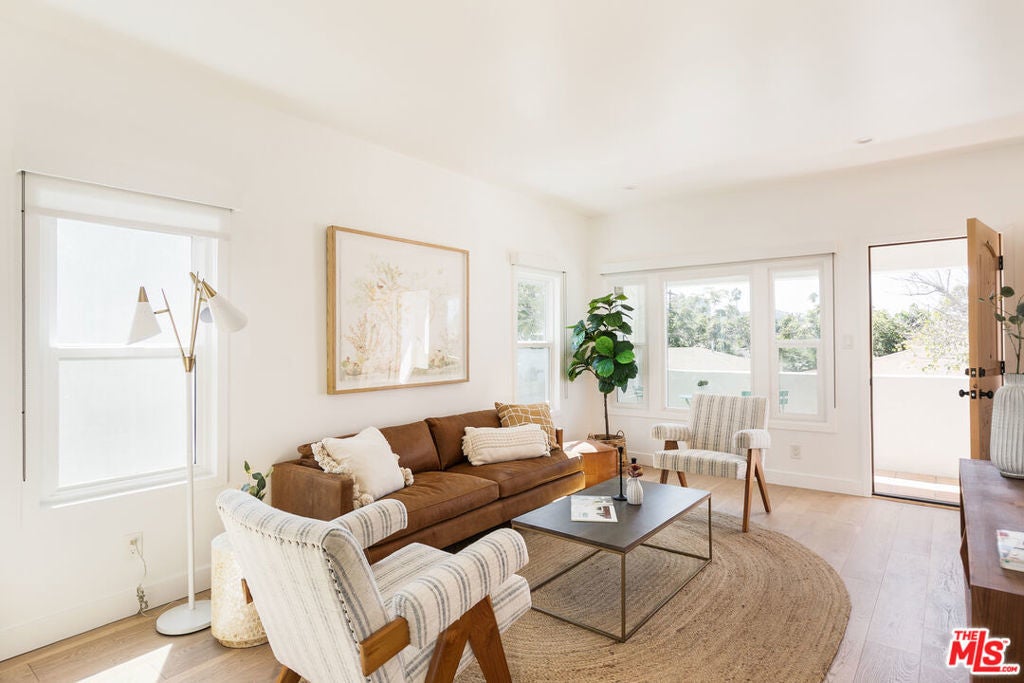 Photo of Listing #25620471