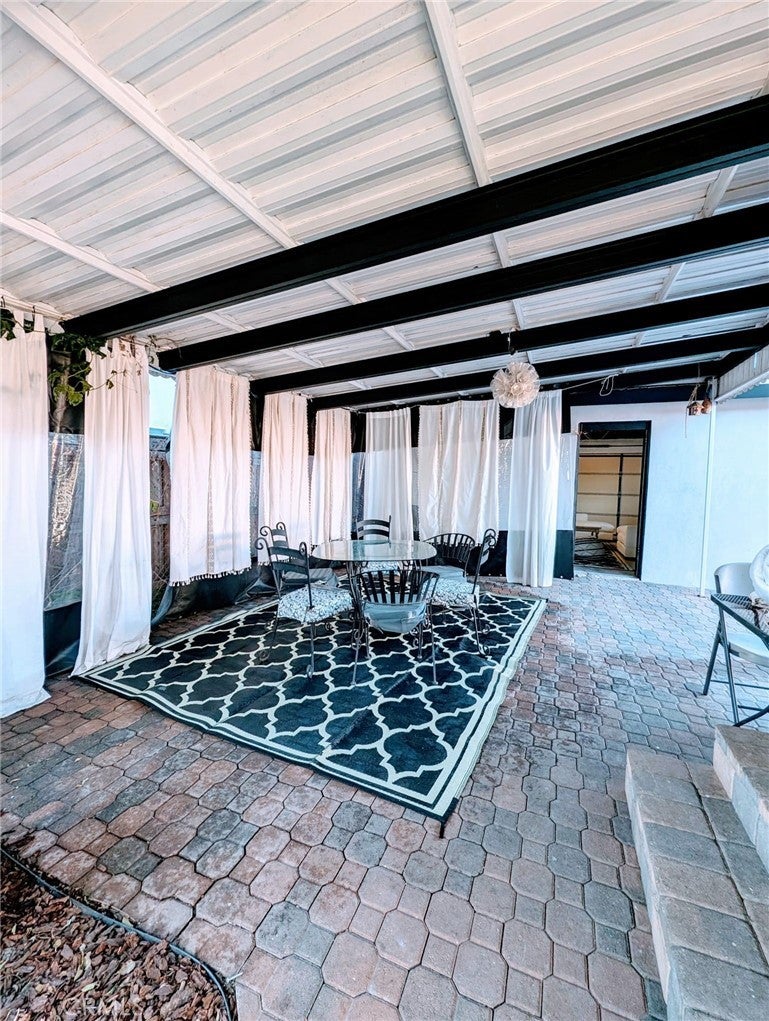 Photo of Listing #MB25238948