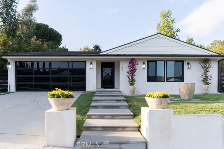 Photo of Listing #SR25263738