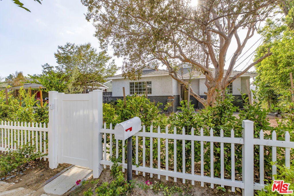 Photo of Listing #25621123