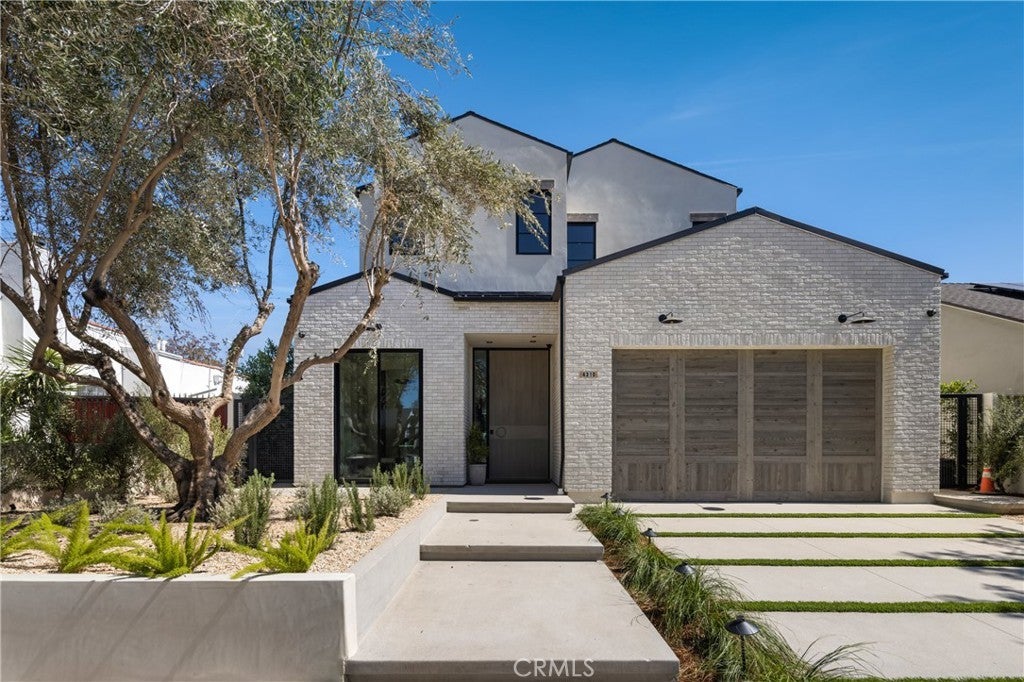 Photo of Listing #SR25263784