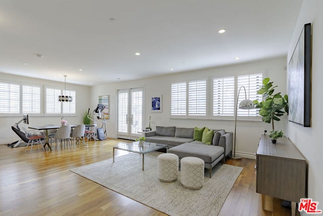 4661 Wilshire Boulevard # 204, Los Angeles