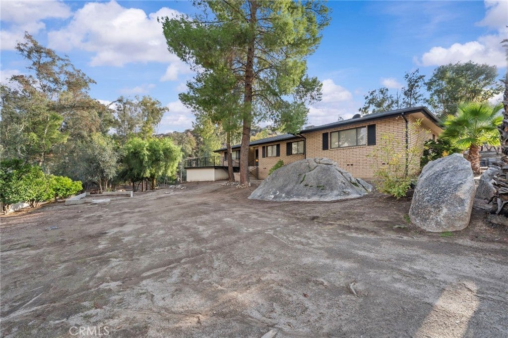 Photo of Listing #SW25264018