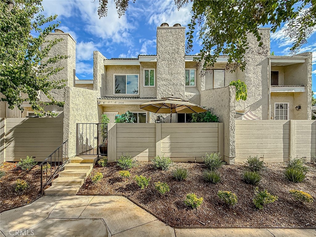 Photo of Listing #SR25261480