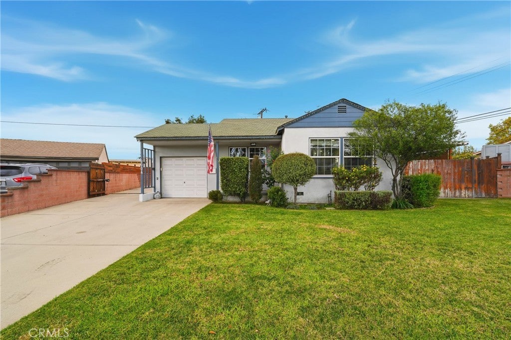 Photo of Listing #DW25264257