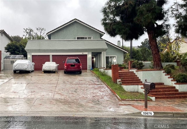 15676 Olive Branch, La Mirada