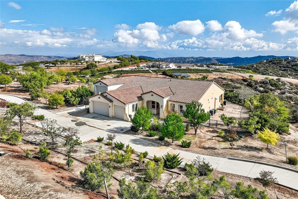 Photo of Listing #SW25254248