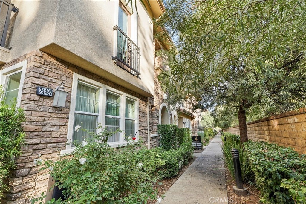 Photo of Listing #SR25264347