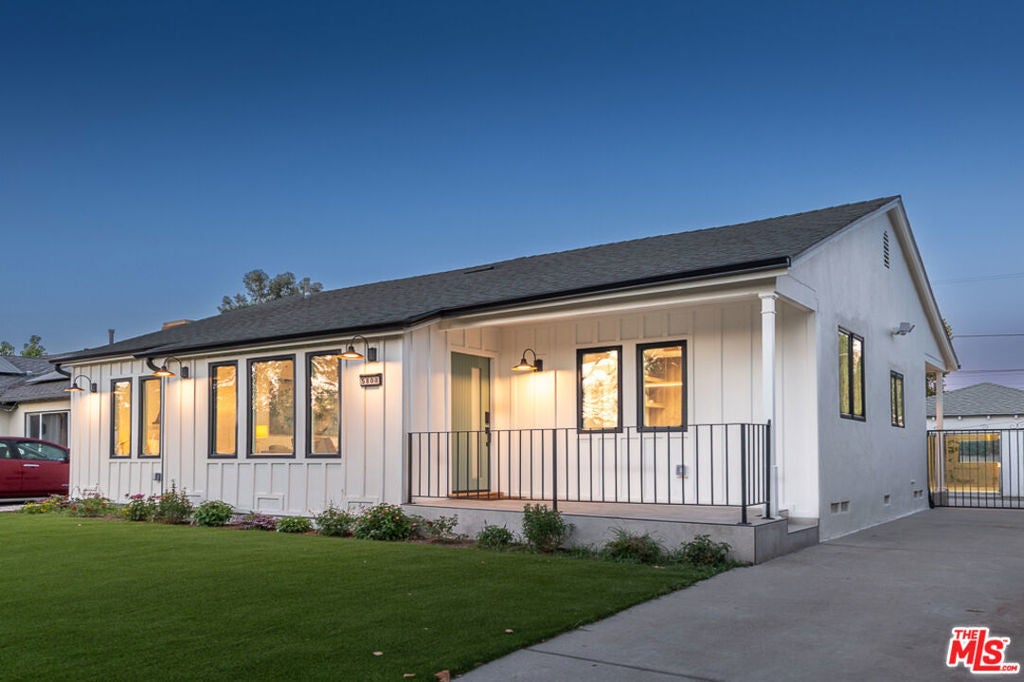 Photo of Listing #25621351