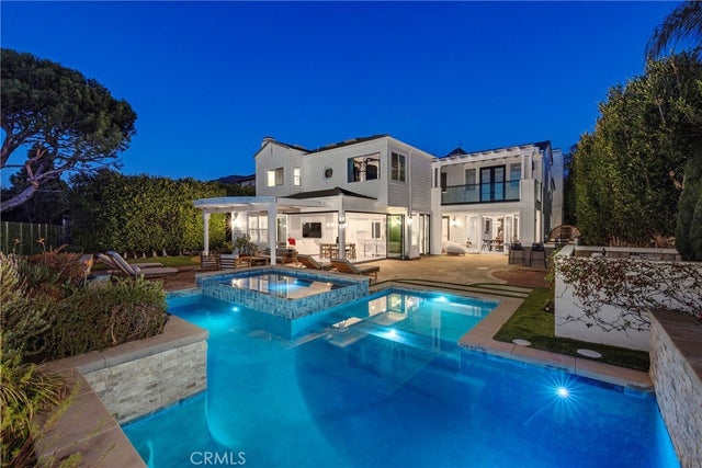 19531 Peninsula, Huntington Beach