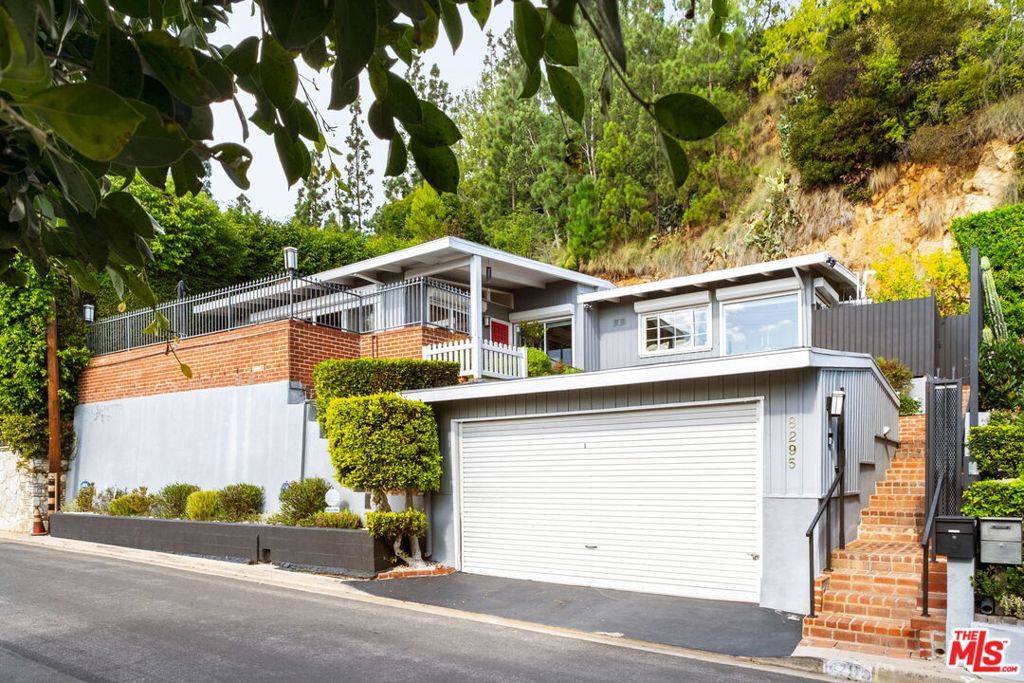 Photo of Listing #25621645