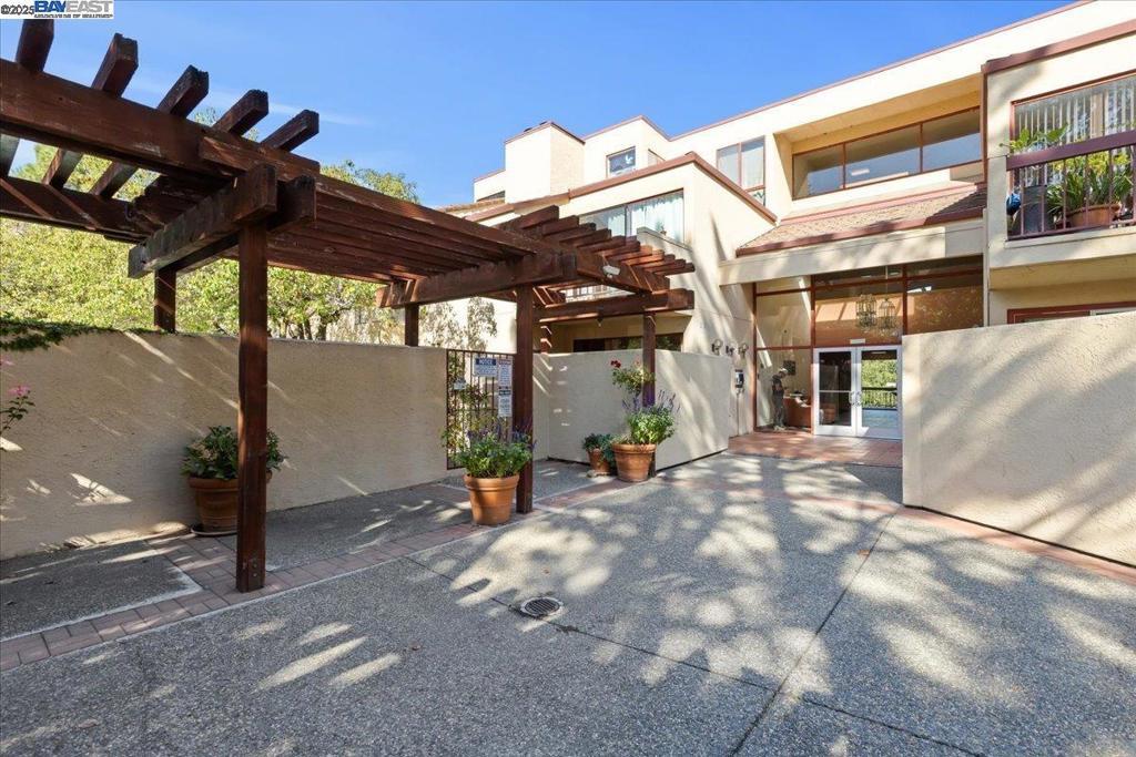 Photo of Listing #41118007