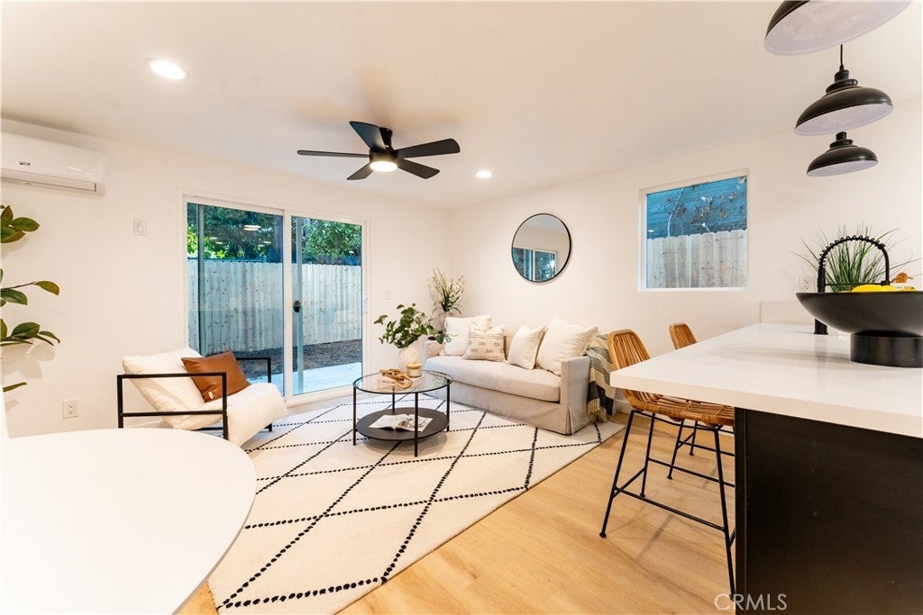 Photo of Listing #CV25264757