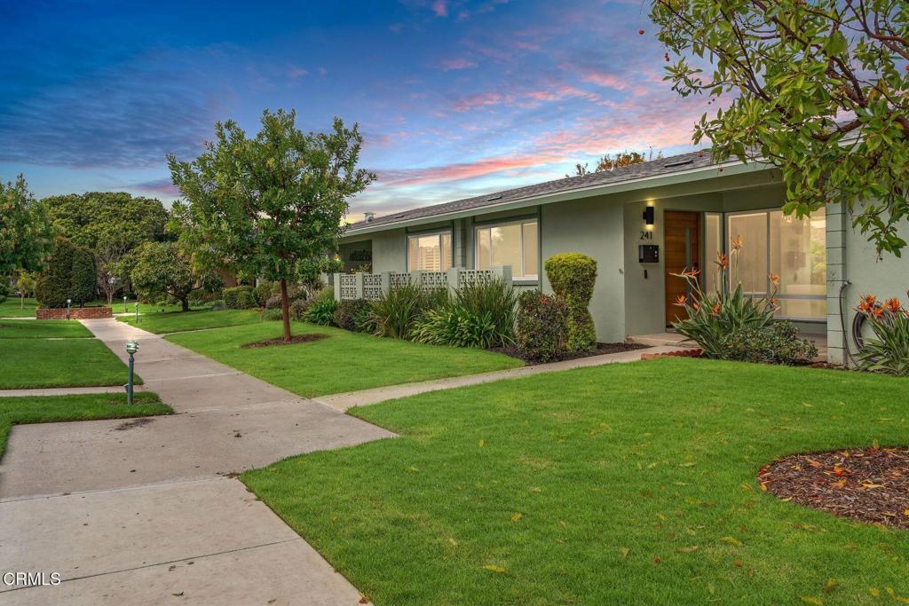 Photo of Listing #V1-33513