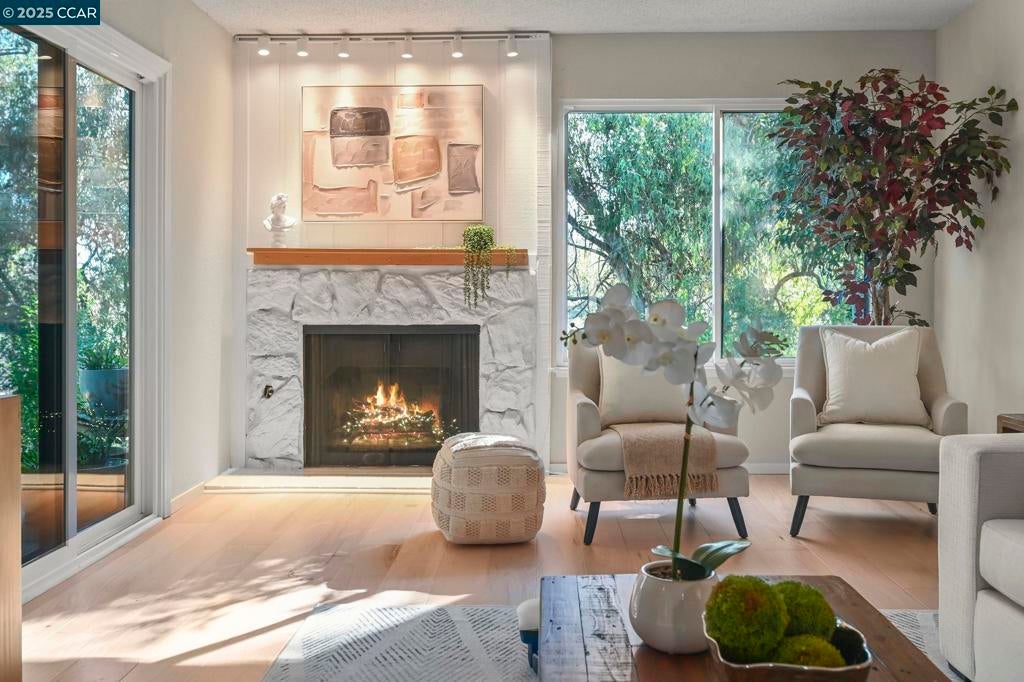 1566 Ashwood Drive, Martinez