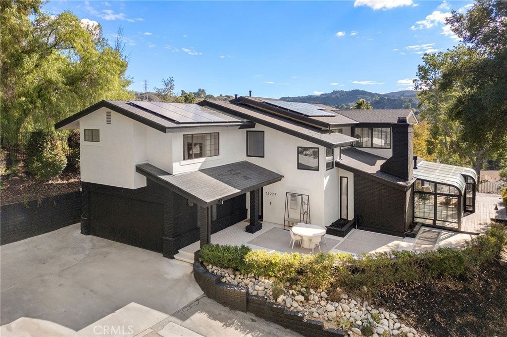 Photo of Listing #SR25264038