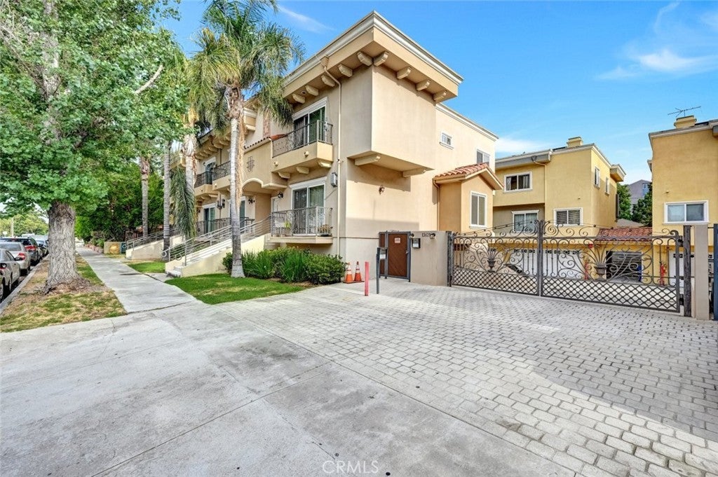 Photo of Listing #SR25264790