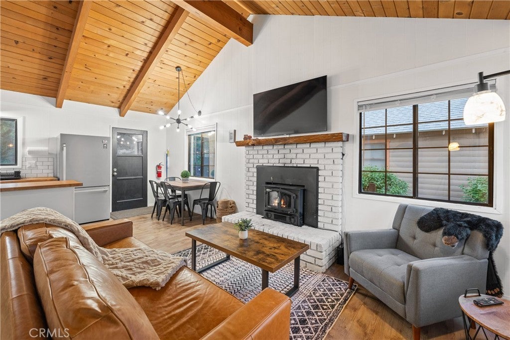 Photo of Listing #SR25265214