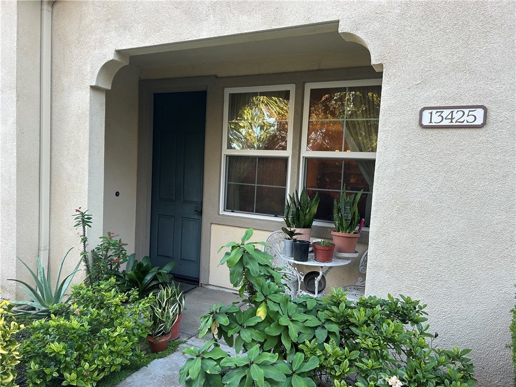 Photo of Listing #PV25265056