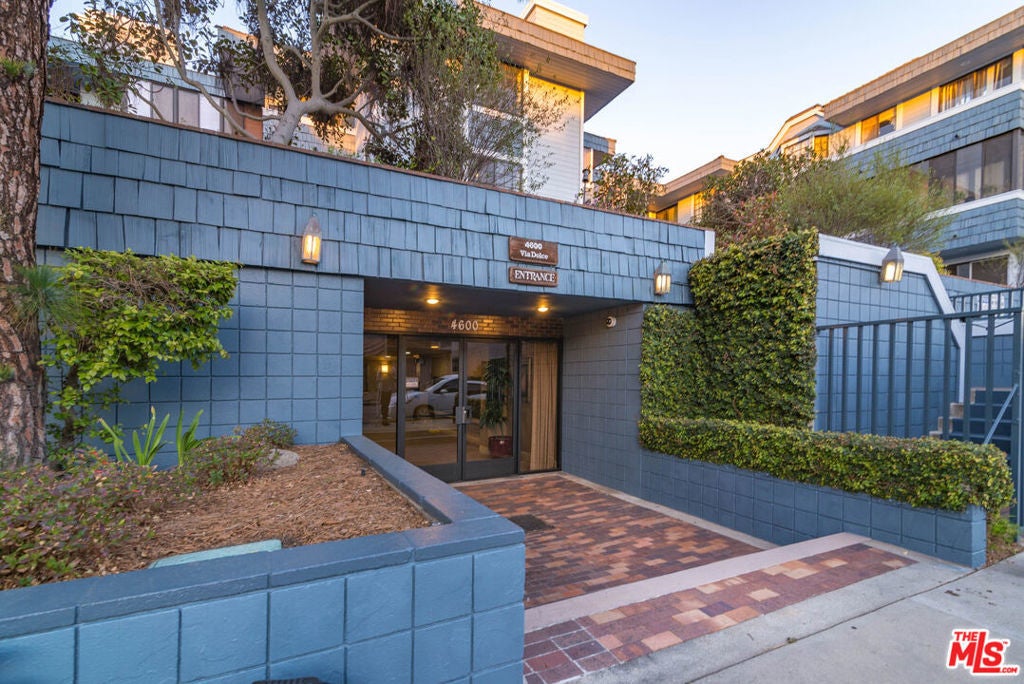 Photo of Listing #25574041