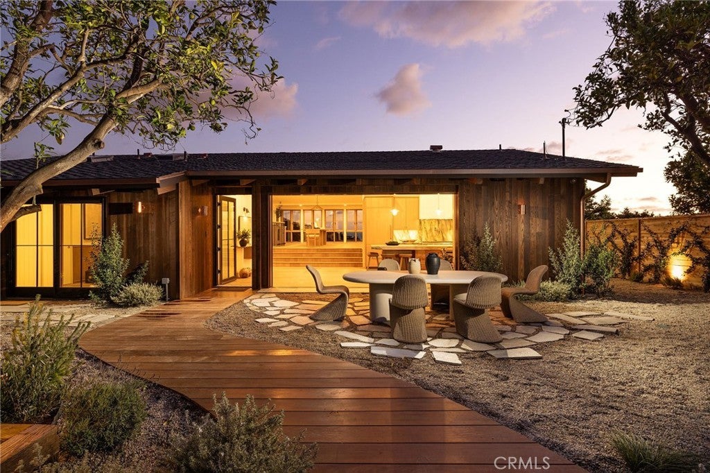 Photo of Listing #NP25264858