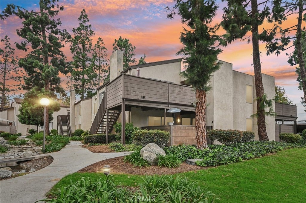 Photo of Listing #DW25265601