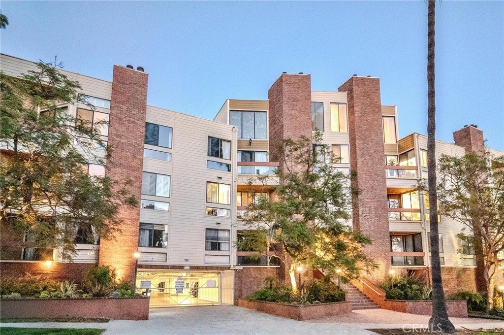 Photo of Listing #SR25265718