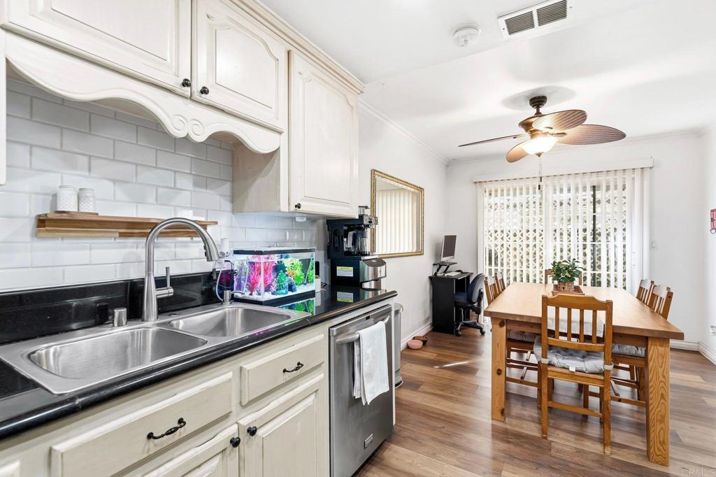 1560 Monterey Pine Drive B, San Ysidro