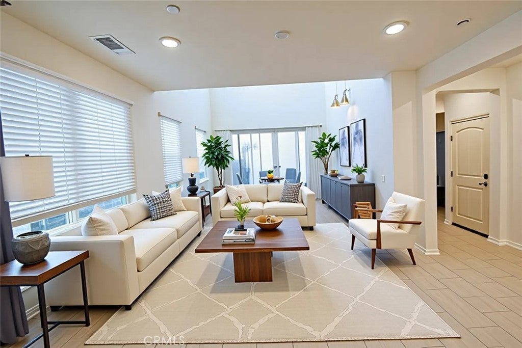 Photo of Listing #TR25260722