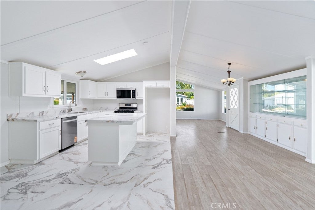 Photo of Listing #NS25266599