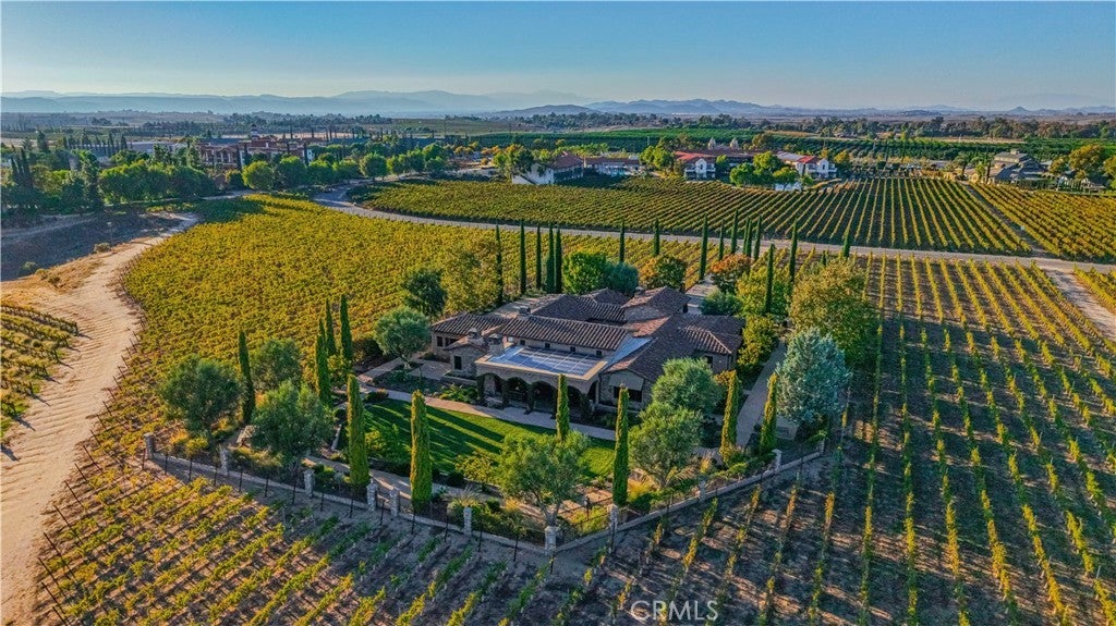 Photo of Listing #SW25262907