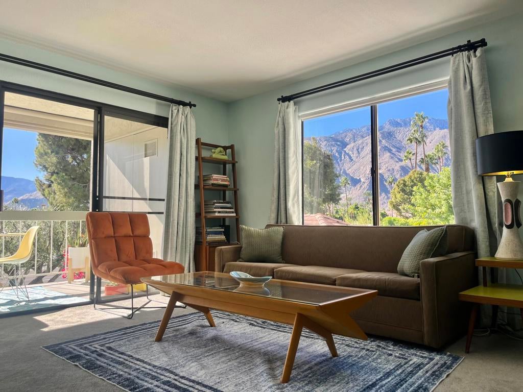 1725 N Via Miraleste # 2124, Palm Springs