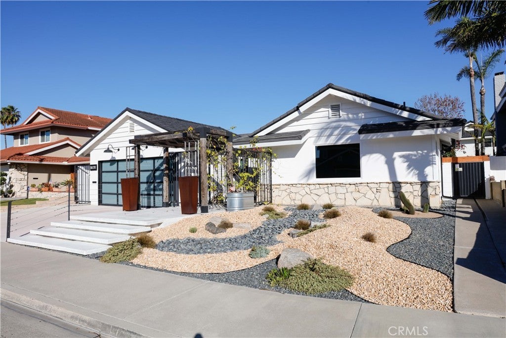 Photo of Listing #OC25265517