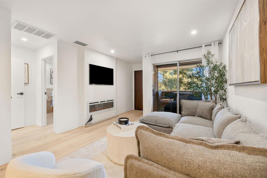 Photo of Listing #219139266PS