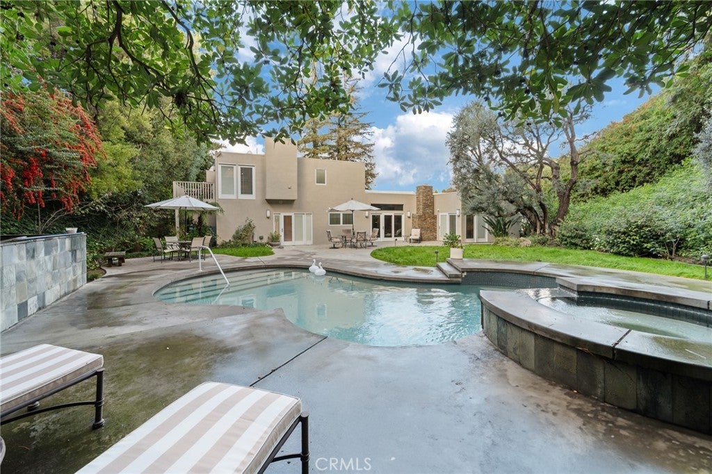 Photo of Listing #SR25266783