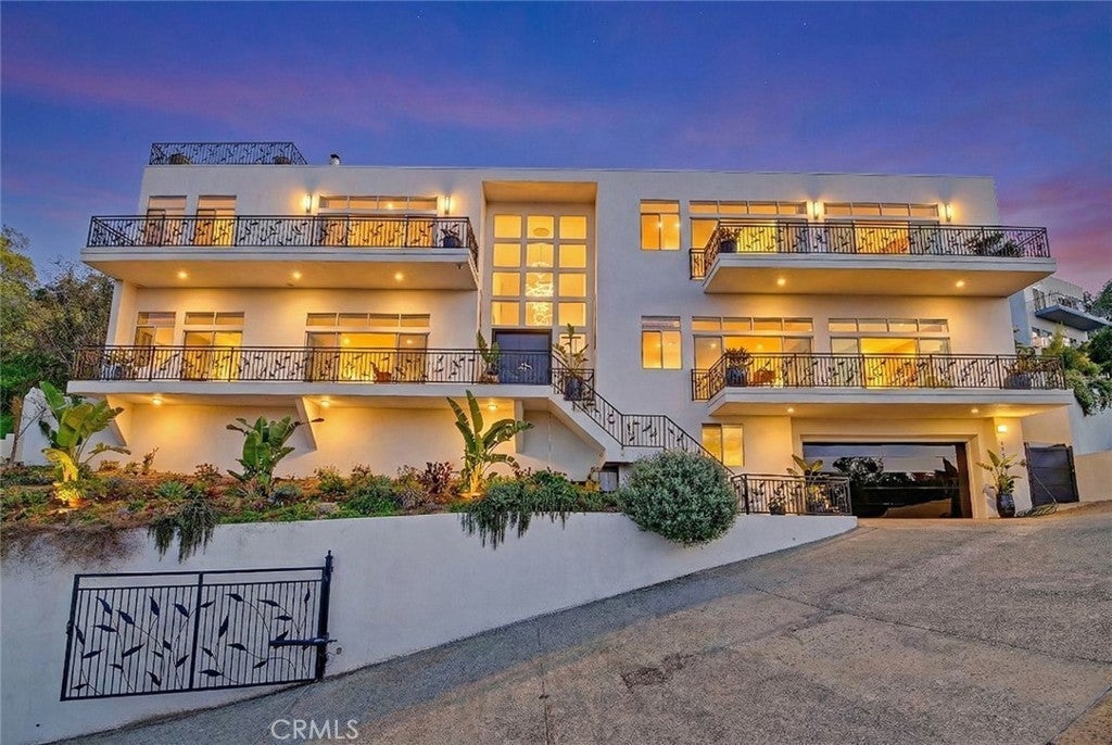 Photo of Listing #SR25265269