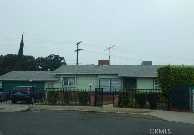 Photo of Listing #IV25266139