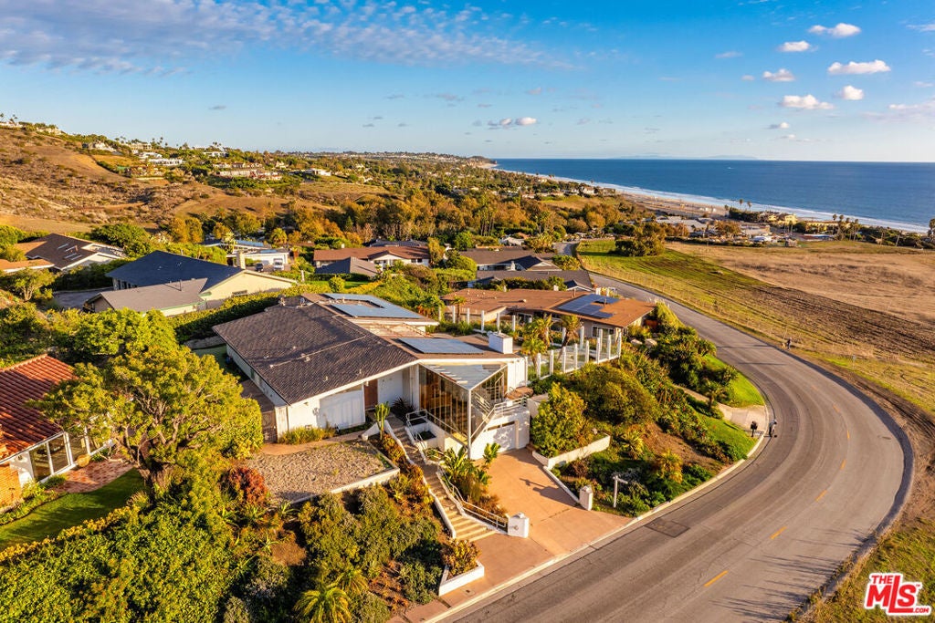 Photo of Listing #25621207