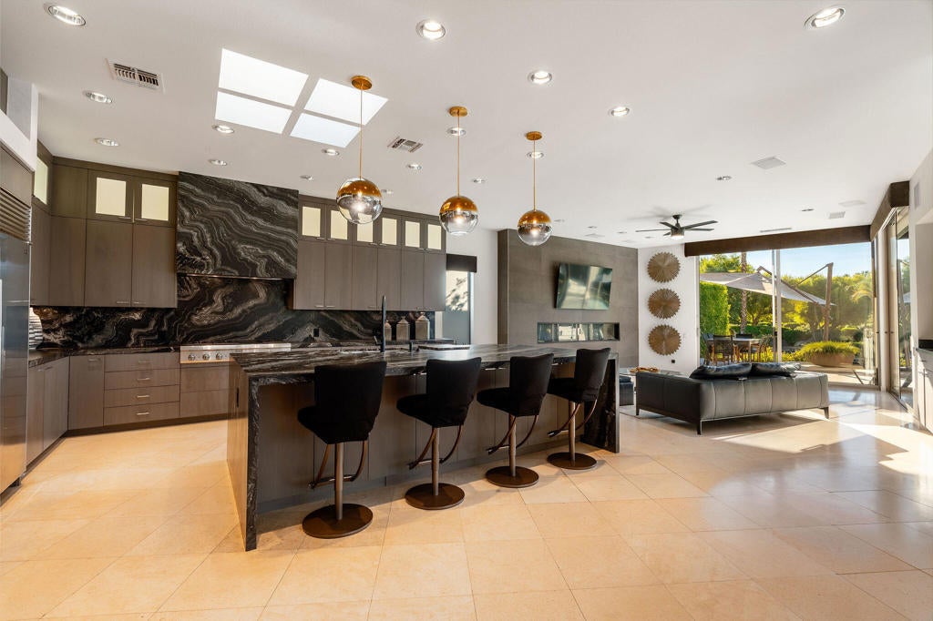 Photo of Listing #219139292DA