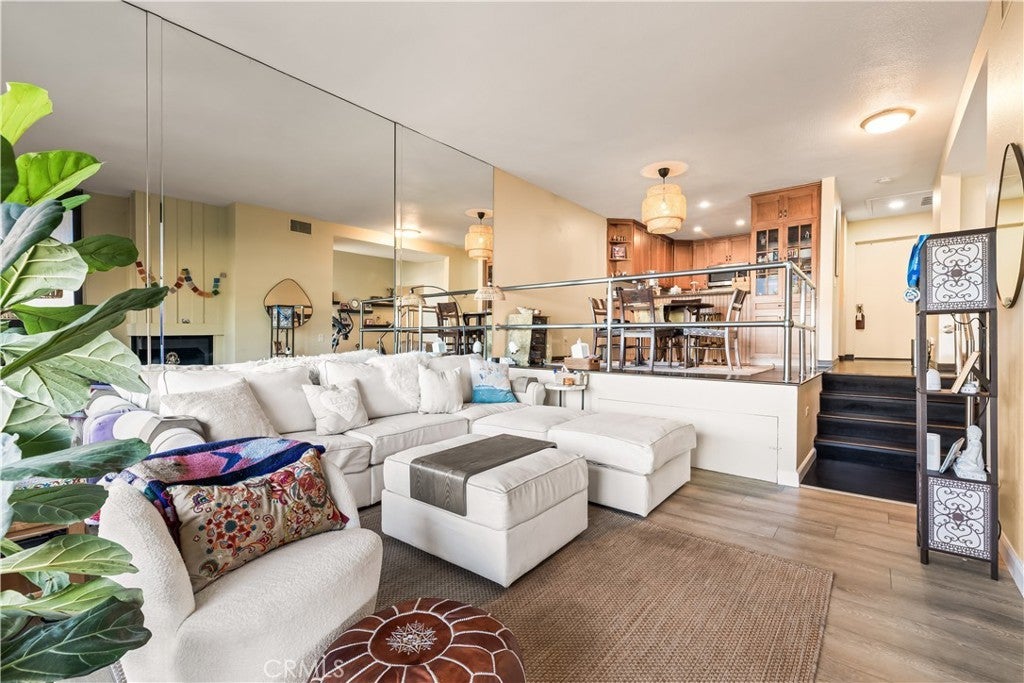 Photo of Listing #PW25266874