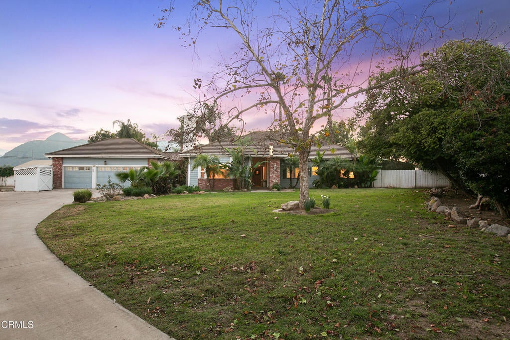 Photo of Listing #V1-33563