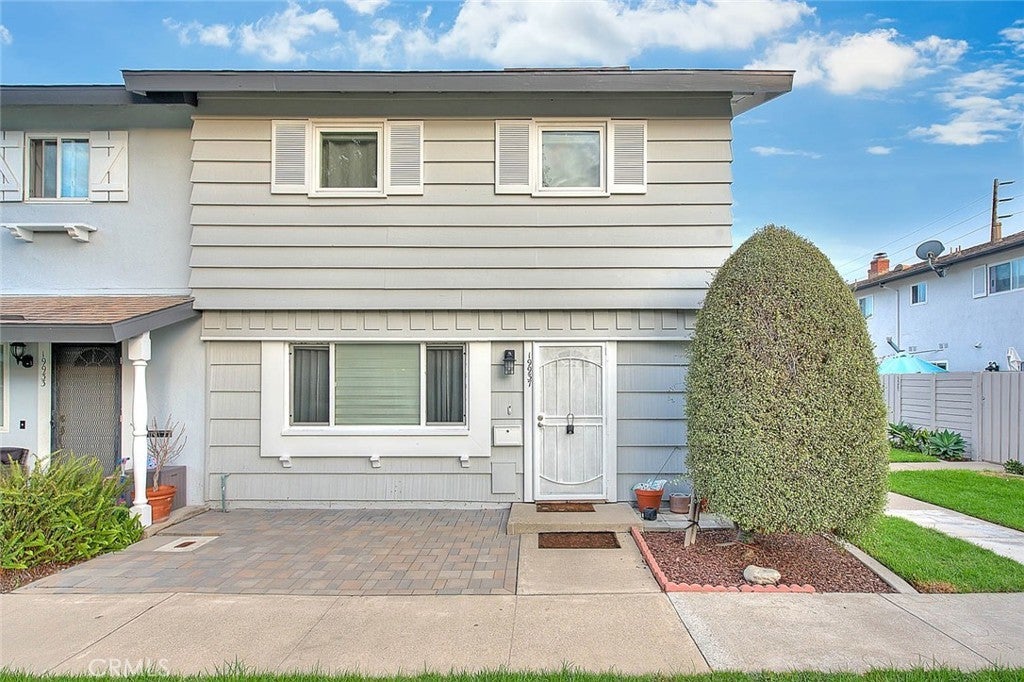 Photo of Listing #CV25266838