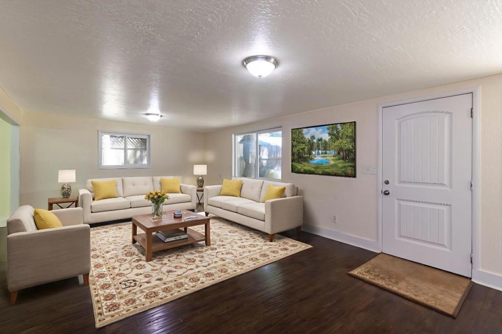 Photo of Listing #ML82028358