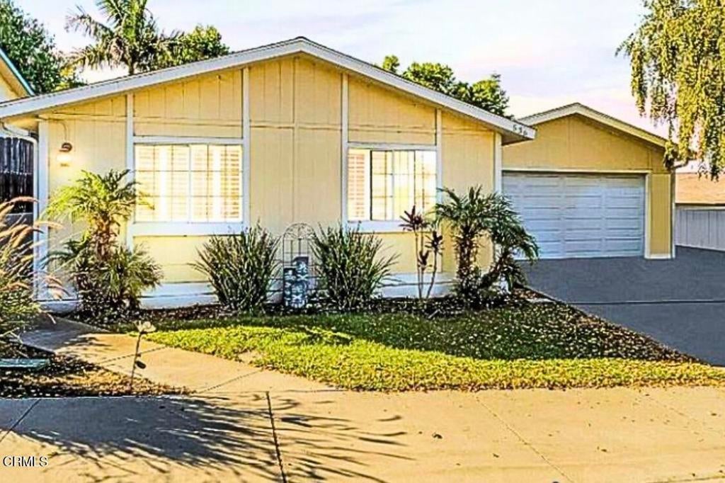 Photo of Listing #V1-33569