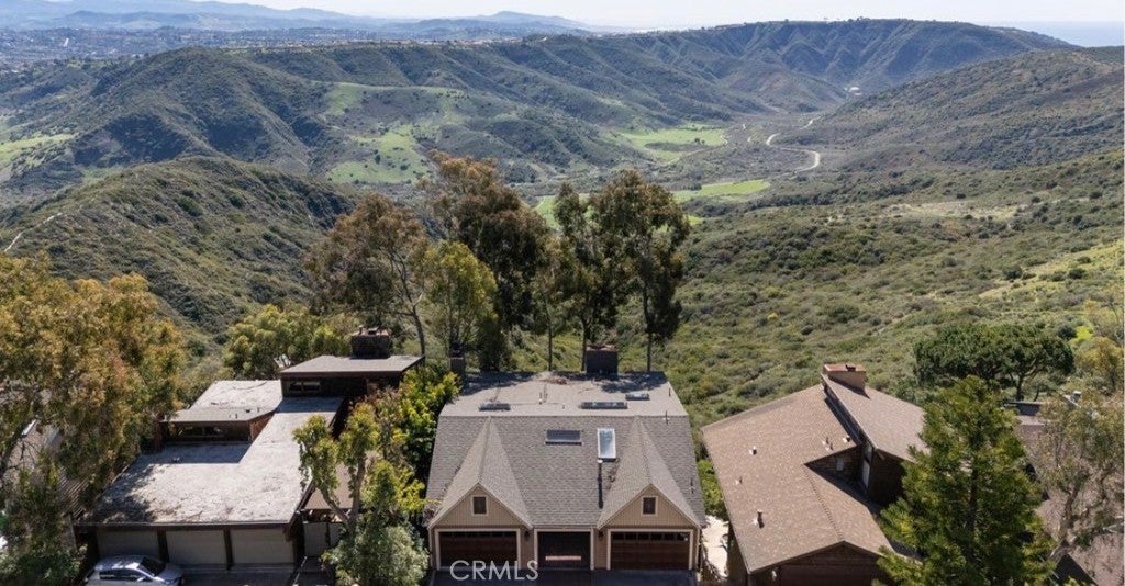 Photo of Listing #SB25257603