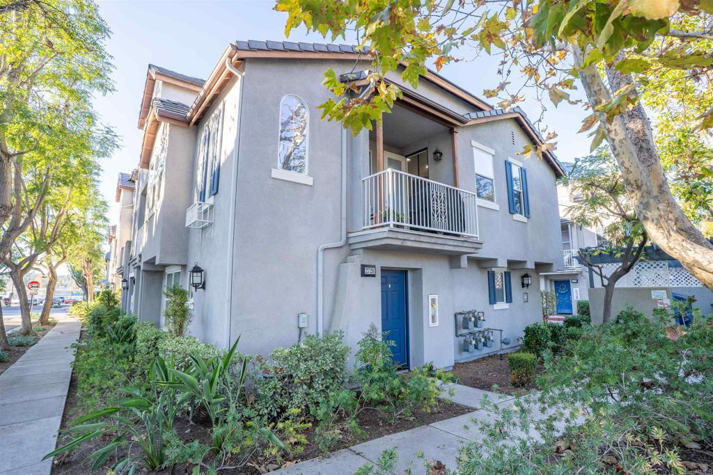 Photo of Listing #PTP2508822