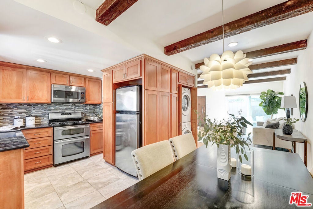 Photo of Listing #25623333