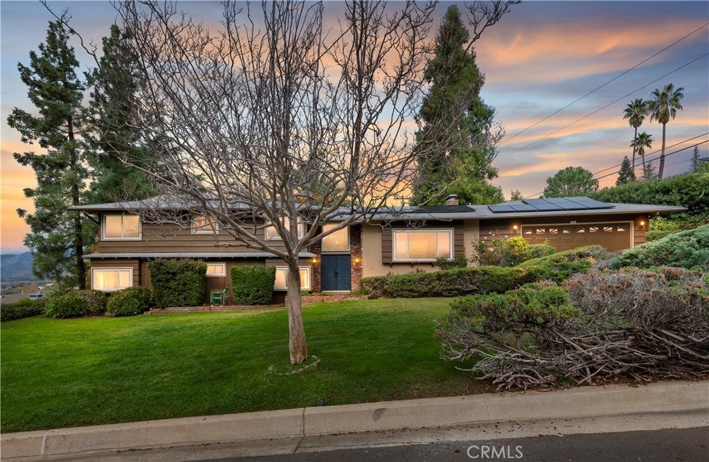 Photo of Listing #IV25266757