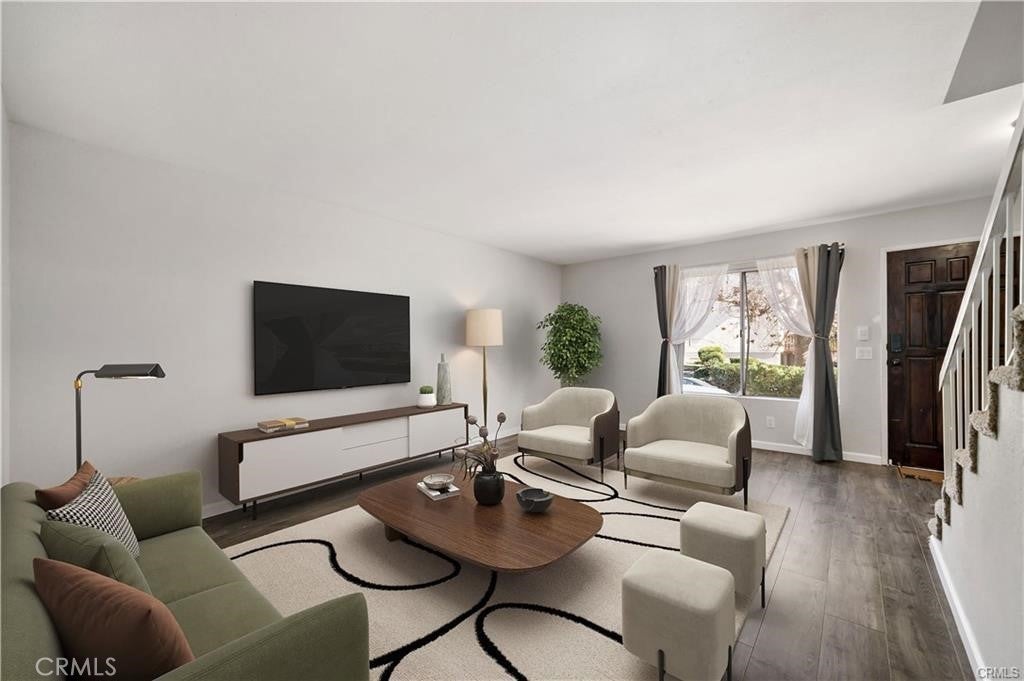 Photo of Listing #PW25267431