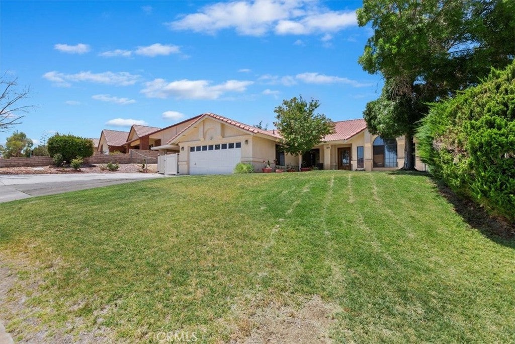 Photo of Listing #IV25267541